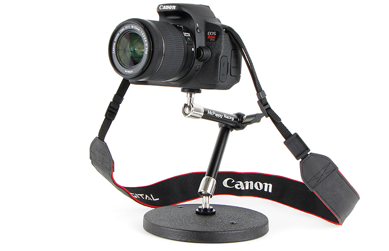 Desktop macro camera monopod mount
